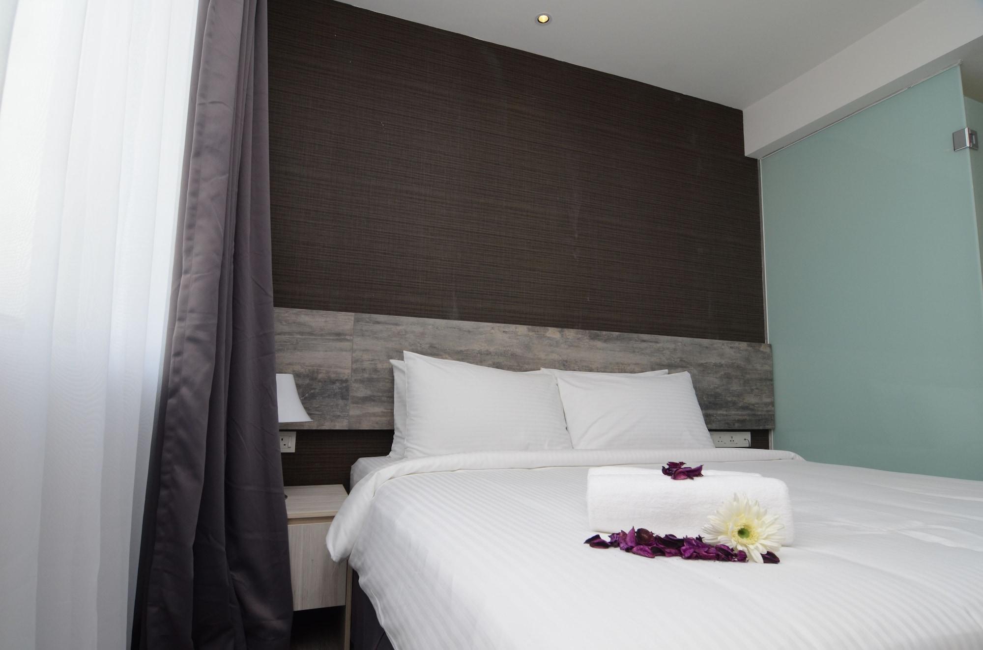 The Leverage Business Hotel Джохор Бахру Екстериор снимка