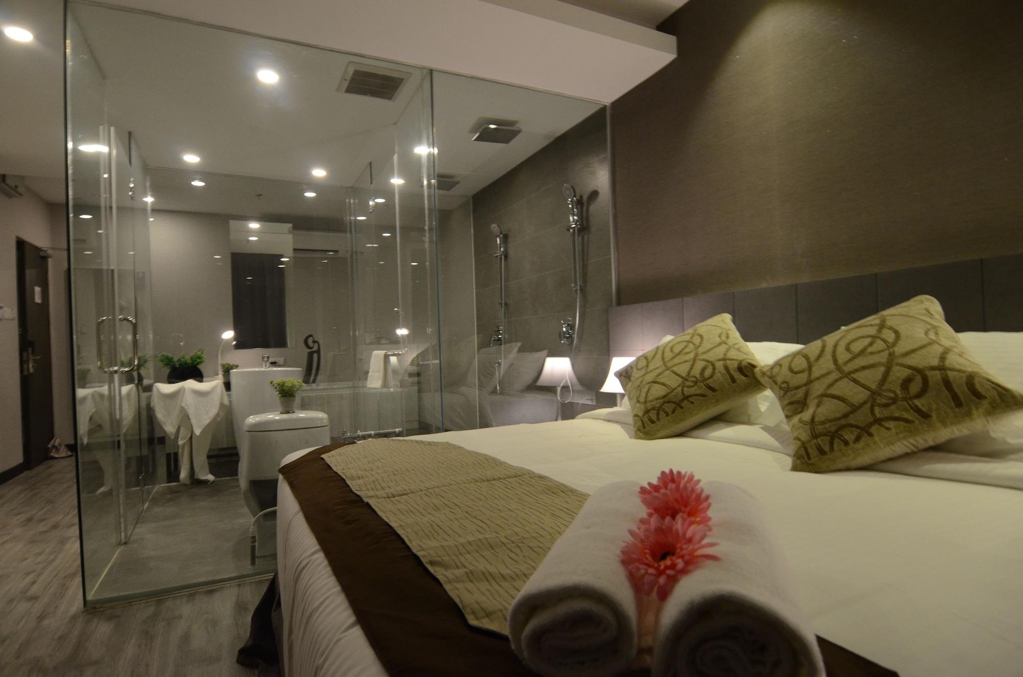The Leverage Business Hotel Джохор Бахру Екстериор снимка