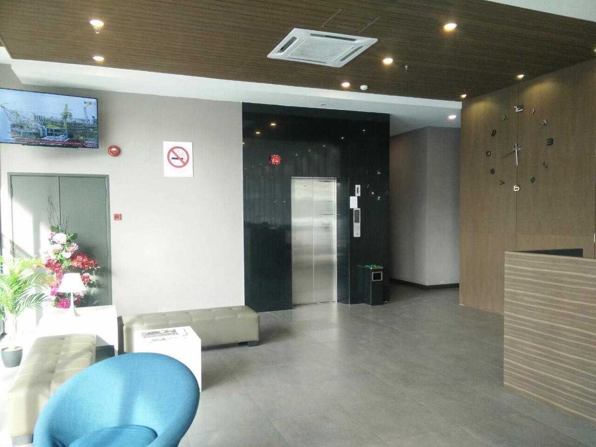 The Leverage Business Hotel Джохор Бахру Екстериор снимка